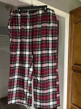 Natural Reflections Red Plaid Men’s Lounge Pants